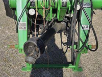 Maaier John Deere 331