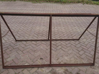 Diverse gebruikte onderdelen  KLAPSCHRAAG 200X110