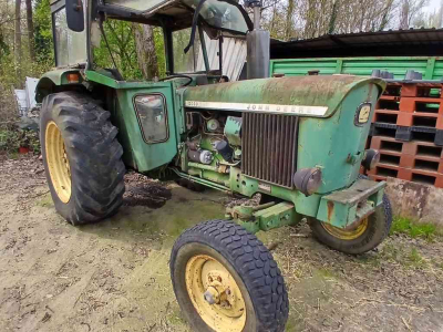 Tractor / Trekker John Deere 2030S