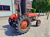 Tractor / Trekker Massey Ferguson 130 Tractor