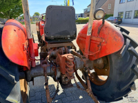 Tractor / Trekker Massey Ferguson 130 Tractor