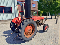 Tractor / Trekker Massey Ferguson 130 Tractor
