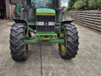 Tractor / Trekker John Deere 6400
