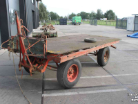 Vierwielige wagen / Landbouwwagen  landbouwwagen Balenwagen aanhangwagen aanhanger 4-wielige wagen kar balenkar