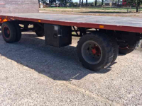 Vierwielige wagen / Landbouwwagen  Landbouw wagen