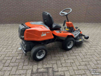 Zitmaaier Husqvarna R213C