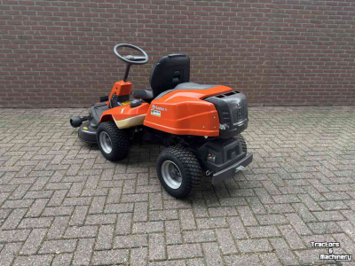 Zitmaaier Husqvarna R213C