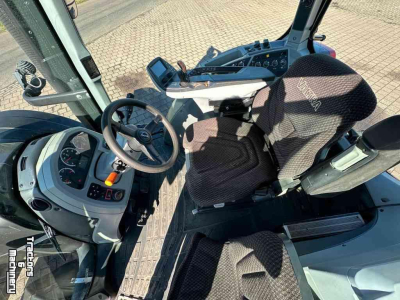 Tractor / Trekker Valtra T214D