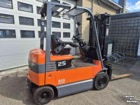 Heftruck Toyota 7FBMF25 Heftruck