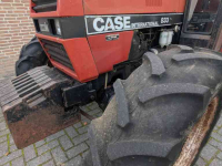 Tractor / Trekker Case-IH 833