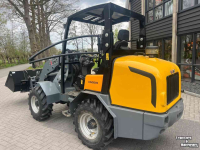 Shovel / Wiellader / Kniklader Giant V5003