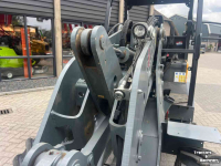 Shovel / Wiellader / Kniklader Giant V5003