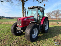 Tractor / Trekker Massey Ferguson 5445 Dyna-4