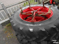 Wielen, Banden, Velgen & Afstandsringen Molcon 16,9-38
