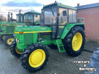Traktoren John Deere 3130 4X4