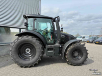 Tractor / Trekker Valtra Demo G125 Active met kruipbak