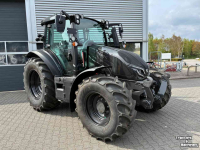 Tractor / Trekker Valtra Demo G125 Active met kruipbak