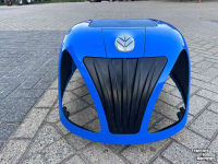 Gebruikte onderdelen van tractoren New Holland T4000V motorkap 84308606