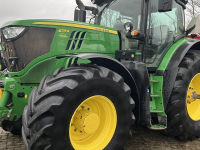 Tractor / Trekker John Deere 6215R