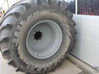 Wielen, Banden, Velgen & Afstandsringen Mitas 900/60R32 SFT (Super Flexion Tire) banden en wielen velgen