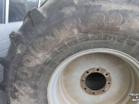 Wielen, Banden, Velgen & Afstandsringen Mitas 900/60R32 SFT (Super Flexion Tire) banden en wielen velgen