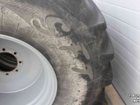 Wielen, Banden, Velgen & Afstandsringen Mitas 900/60R32 SFT (Super Flexion Tire) banden en wielen velgen