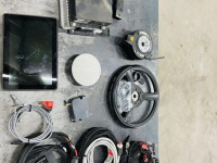 Gebruikte onderdelen van tractoren Trimble XCN 2050 met stuurmotor