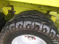 Opraapwagen Claas Sprinter 330U