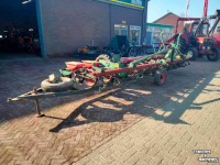 Groenten- / Precisie-zaaimachine Monozentra Vicon Monozentra S 12 x 50 bietenzaaier op kar
