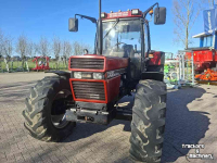 Tractor / Trekker Case-IH 1056 XL