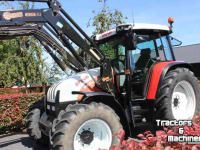 Tractor / Trekker Steyr met voorlader