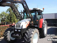 Tractor / Trekker Steyr met voorlader