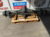 Diverse nieuwe onderdelen New Holland New Holland vooras / front axle