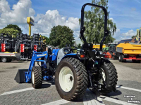 Compact tractor New Holland Boomer 55 HST met voorlader