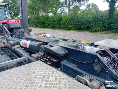 Container haakarm-carrier  Heinemann GH24N Hyva haakarm carrier