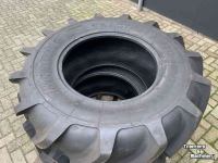 Wielen, Banden, Velgen & Afstandsringen Barum 420/70R24 TRACTION AR70