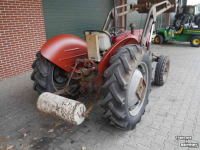 Oldtimers Massey Ferguson MF 35 3cyl diesel