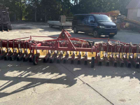 Rijenspuit Steketee MS 1 kappenspuit 3 bedden