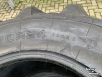 Wielen, Banden, Velgen & Afstandsringen Barum 420/70R24 TRACTION AR70