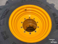 Telescopische Shovel / Wiellader / Kniklader Michelin 460/70R24 Band + velg JCB