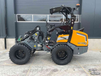 Shovel / Wiellader / Kniklader Giant G2700 X-TRA HD+