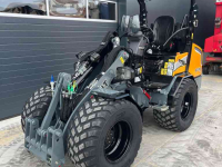 Shovel / Wiellader / Kniklader Giant G2700 X-TRA HD+