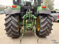 Tractor / Trekker John Deere 6810