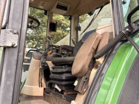 Tractor / Trekker John Deere 6810