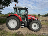 Tractor / Trekker Massey Ferguson 5S.145 Dyna-VT Efficiënt tractoren.