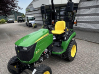 Smalspoor tractor John Deere 2026R
