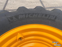 Telescopische Shovel / Wiellader / Kniklader Michelin 460/70R24 Band + velg JCB