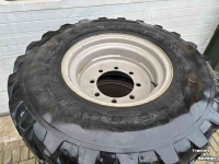 Wielen, Banden, Velgen & Afstandsringen Dunlop 405/70x20   4057020   Dunlop SP T9