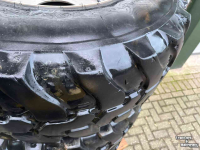 Wielen, Banden, Velgen & Afstandsringen Dunlop 405/70x20   4057020   Dunlop SP T9