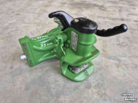 Gebruikte onderdelen van tractoren John Deere trekhaken handmatig en automatisch 330 cm en 390 cm breed